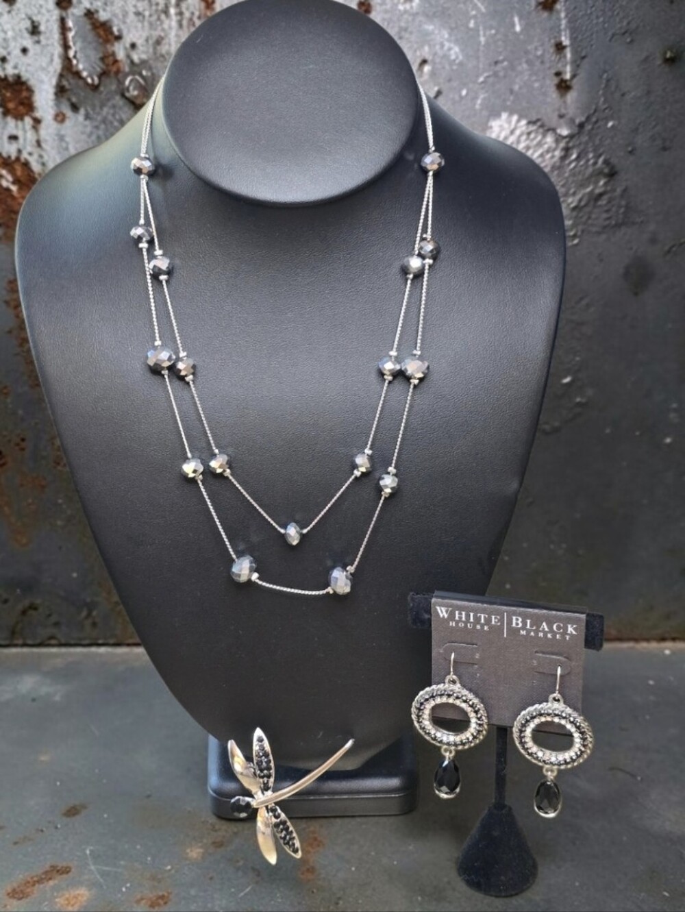 3 Pc Jewelry Bundle - Necklace, Earrings & Brooch